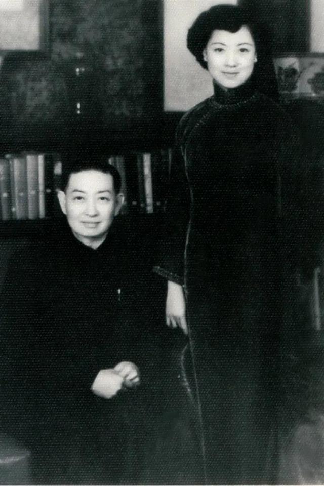 杜近芳现代京剧艺术欣赏，杜近芳“十大名剧”掠影