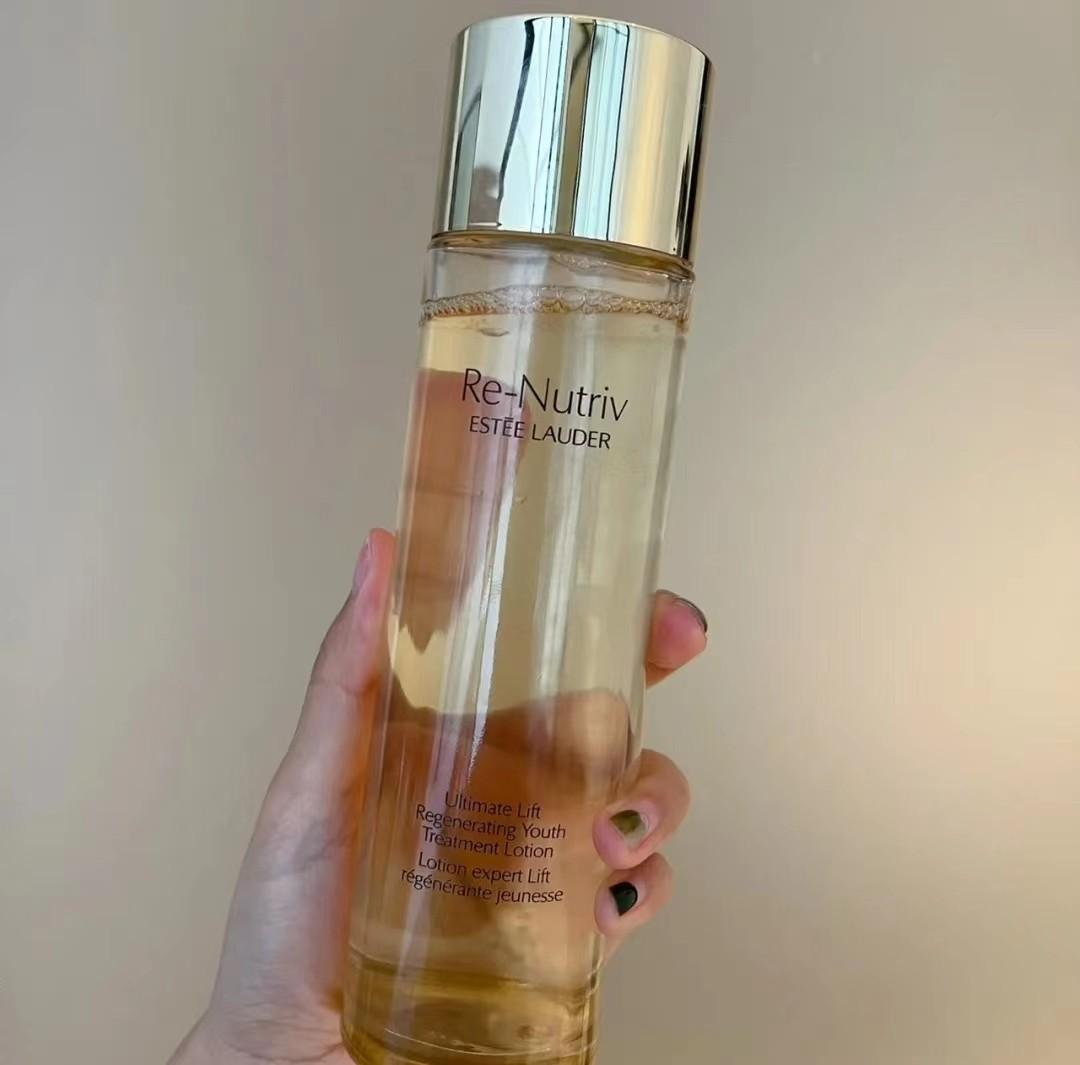 雅诗兰黛白金水