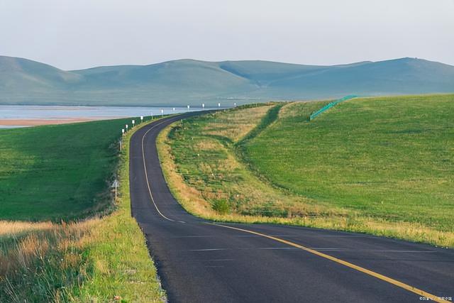 草原旅游去哪里好草原旅游胜地，草原旅游胜地有哪些（来这个内蒙最美的草原吧）