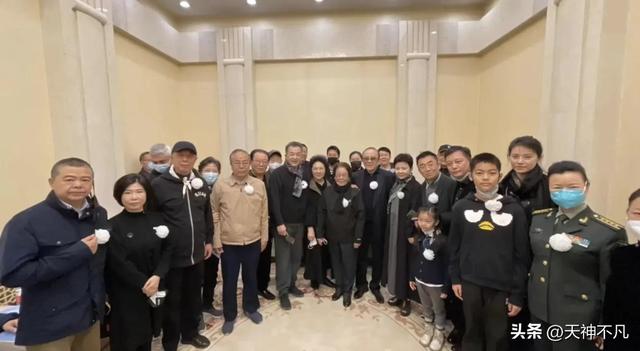 一级演员黄宏近况，董文华阎维文也现身了