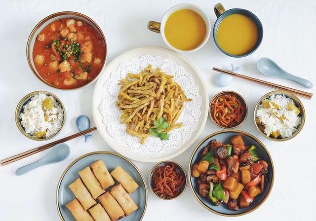 女人的最佳作息时间表，女人必须知道的健康作息时间表（我们都被“8小时睡眠论”忽悠了）