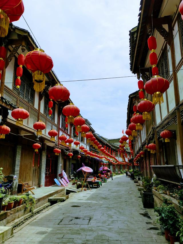 彭州太阳湾风景区，彭州太阳湾景区下雪（<5>彭州·海窝子古镇）