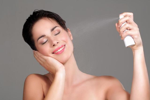 洗面奶的正确用法，洗面奶的正确用法一天几次（是保证好气色的基础）