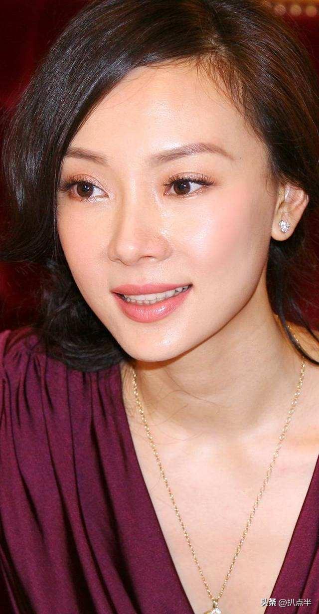 陈数前夫是柳云龙，演员陈数的第一任老公（与二婚男相识15天被求婚、为爱放弃生子）