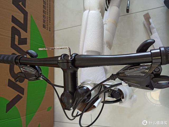 自行车安装教程，网购的折叠自行车按照教程（安装新买的山地车）