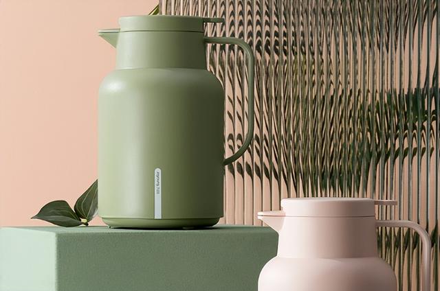 第一次用暖水壶的方法，热水壶开始要怎么用（新买的保温壶可不可以直接用）