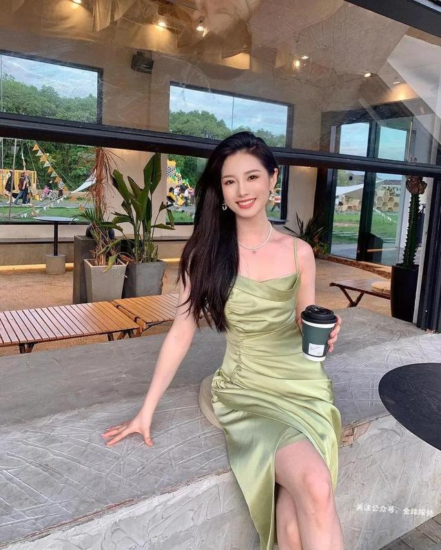 男装与晚礼服的搭配技巧，晚礼服怎么搭配外套（晚礼服穿搭）