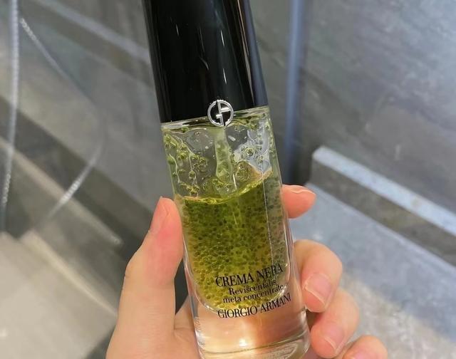 它的功效与作用，儿茶酚胺类药物有哪些（4款贵妇品牌中的“宝藏”精华）