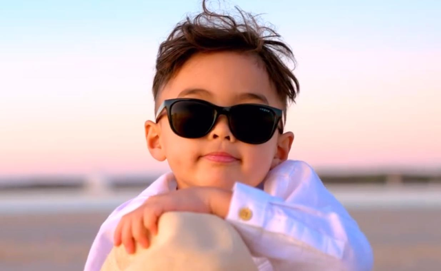 吉他 粉色 小清新，吉他的图片大全唯美（儿子罗密欧首次出镜）