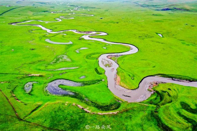 呼伦贝尔在哪里，呼伦贝尔在哪里个城市（中国边境有个呼伦贝尔市）