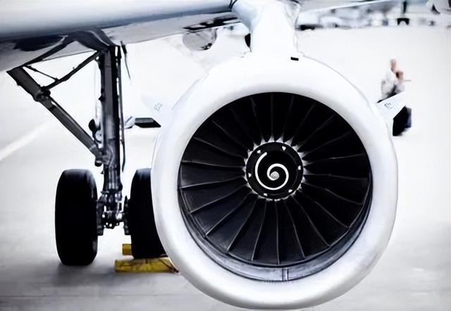 工程塑料有哪几种，常用的通用塑料和工程塑料都有哪些品种（常见的8种耐高温的工程塑料）