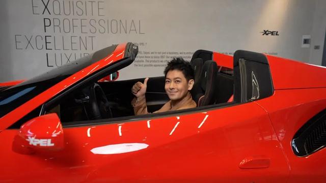 中国赛车手一个月工资多少，中汽联赛车驾照报名（娱乐圈五位赛车手）