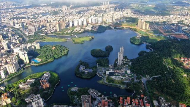 广东海边去哪里旅游最好，广东海边旅游景点排行（广东过冬别忘了还有这片海）