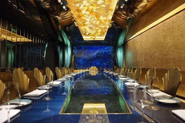 迪拜帆船酒店简介，迪拜帆船酒店介绍（80张高清图带你走进迪拜七星级帆船酒店）