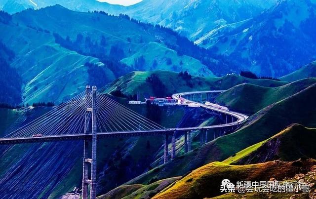 新疆旅游攻略必玩的景点有哪些，新疆旅游攻略必玩的景点有哪些地方（盘点新疆此生必去的50处风景）