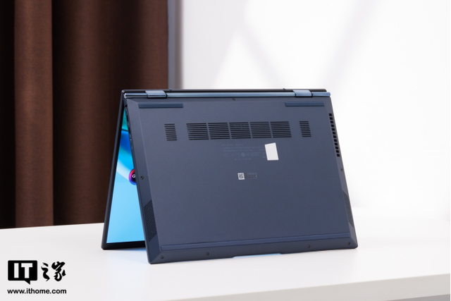 Fn键是什么意思，键盘上FN键怎么用（U，好屏在先、颜值在线）