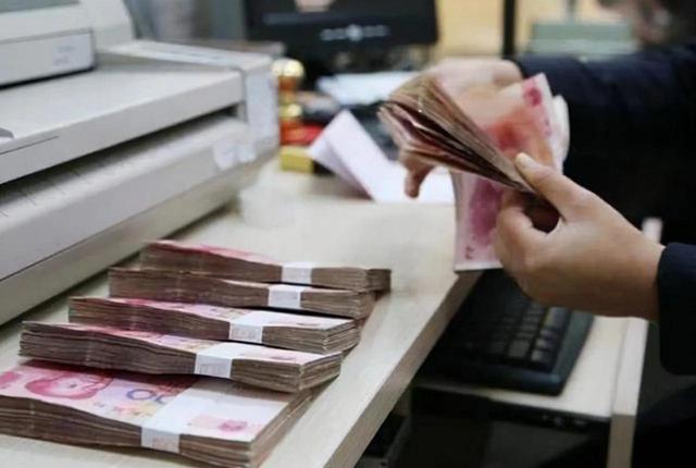 家庭条件怎么描述，家庭条件差怎么描述（在农村属于什么家庭条件）