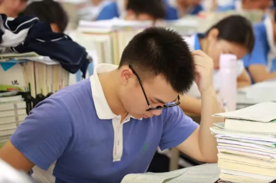 西工大航空学院(西工大航空学院和航天学院哪个好)