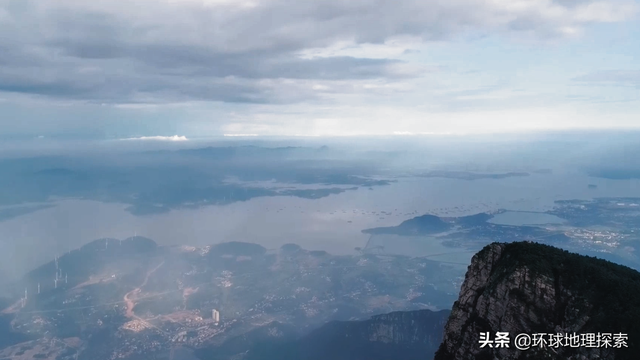 庐山在哪里属于哪个省，有何特殊之处