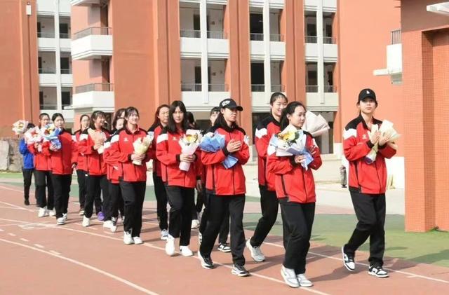 福建女排阵容名单，庄宇珊留队参加冠军赛