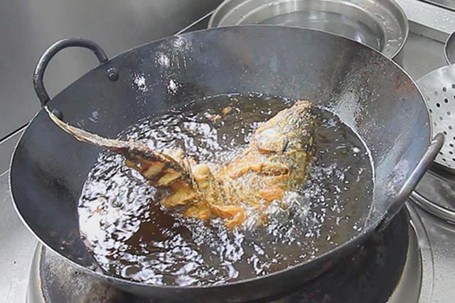 除夕吃饭有哪些讲究，老人讲“5菜不上桌