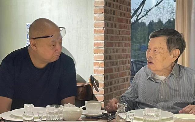 达令是什么意思，达令是什么意思含义（好友曝杨振宁再婚后得过三场重病）