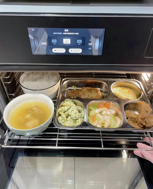 厨房电器有哪些，厨房必备的10件电器有哪些（有4种“厨房电器”正在成为家庭标配）