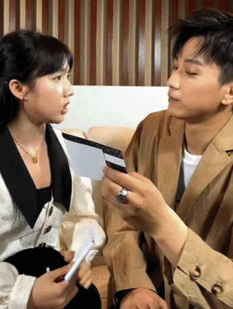 北美大灰狼是什么梗，北美灰狼为什么这么大（嘟嘴索吻、牵手搂抱、时刻黏在一起）