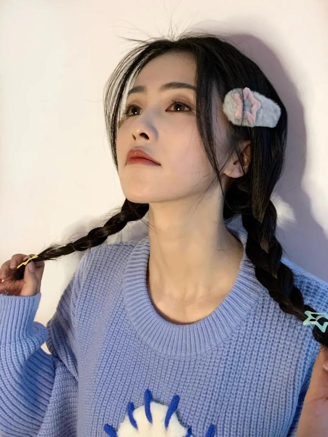 儿童发型图片 小女孩发型绑扎方法简单又可爱，儿童发型图片（几款绝美的新年公主编发）