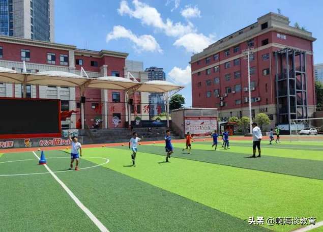 贵阳市实验小学，贵阳市第一实验小学校训校风学风（网传贵阳一小学女校长任上捞取2.2亿元）