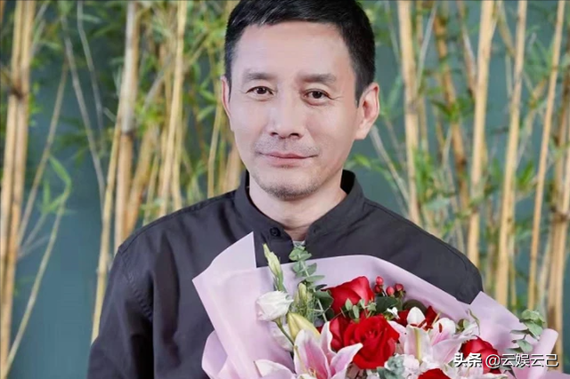 无人能及的意思，相爱的幸福网名微信昵称（中年人的恋爱也很甜）