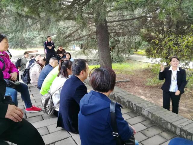 秦始皇兵马俑优秀作文300字，兵马俑的作文300字八篇（<二>兵马俑演绎古都历史）