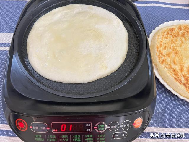 面饼怎么做又软又好吃，烙饼怎么做又软又好吃（最“忌揉面）