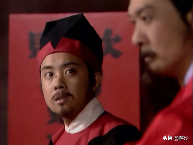 门坎和门槛的区别，门坎和门槛的区别图片（主人和狗腿子的关系）