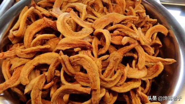 脆哨（脆哨怎么吃），到底哪里的猪油渣最好吃（问一下脆哨怎么做）