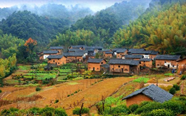 最新江西游玩四天行程安排，江西旅行团四天线路只要纯玩就可以！