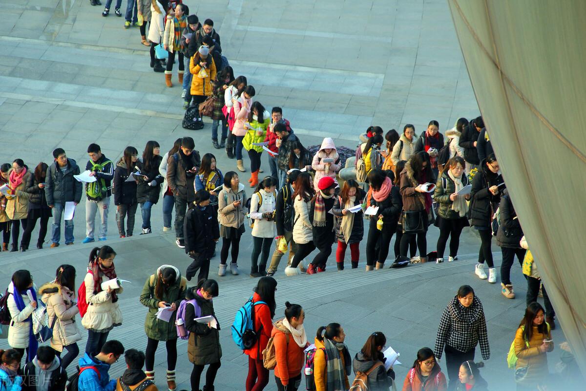 管理信息系统期末考试（期末等级查询系统如何制作）