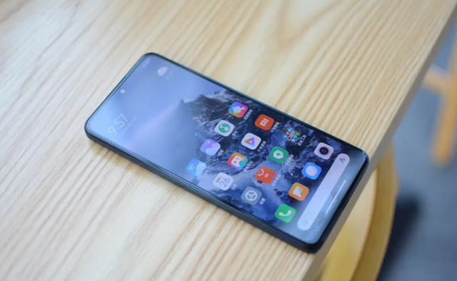 经济实惠的手机，经济实惠好用的手机有哪些（4款价格亲民的手机推荐）