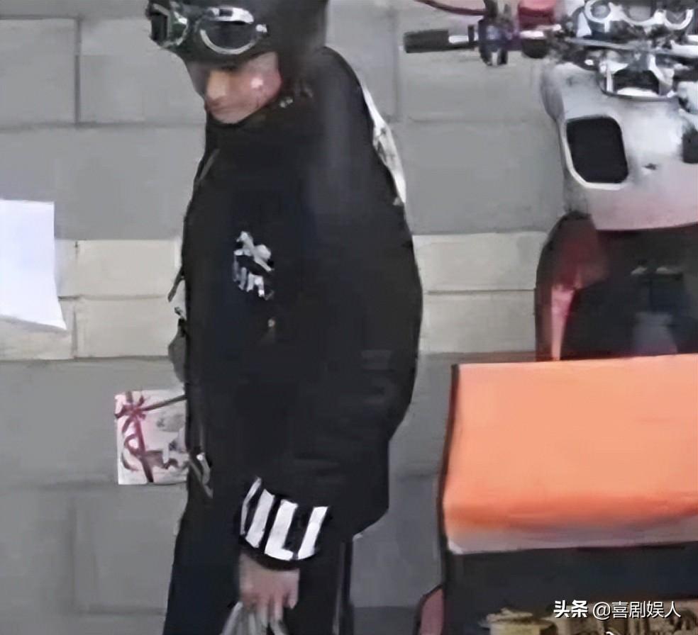 同样是过气艺人，有人退圈当百亿 明星总裁(关于明星总裁的简介)