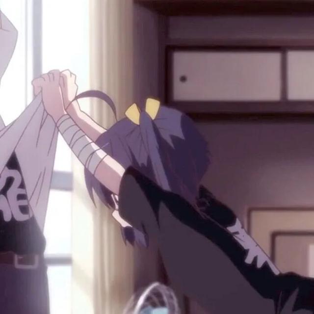 中二病女生特点，中二病也要谈恋爱／动漫女生头像微信（精选中二病也要谈恋爱动漫情侣头像大全）