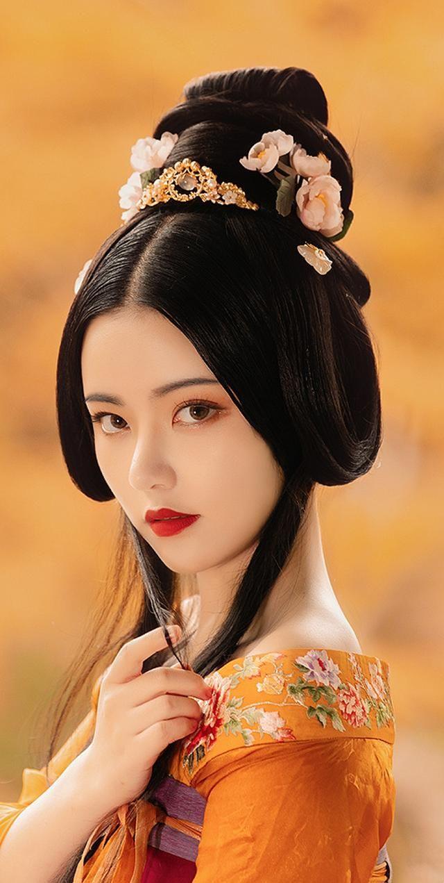浪漫的爱情诗句，浪漫诗句（10句关于浪漫爱情的著名诗句）