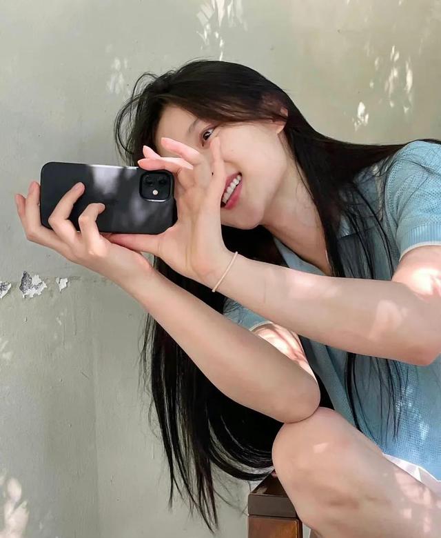 韩国明星头像微信，韩国明星头像（韩国美女明星，金裕贞高清头像）