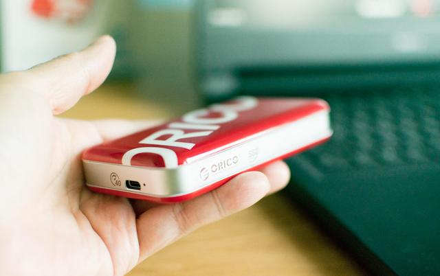 笔记本固态硬盘怎么选，怎么挑选笔记本电脑固态硬盘（用比内置硬盘还快的移动固态硬盘）