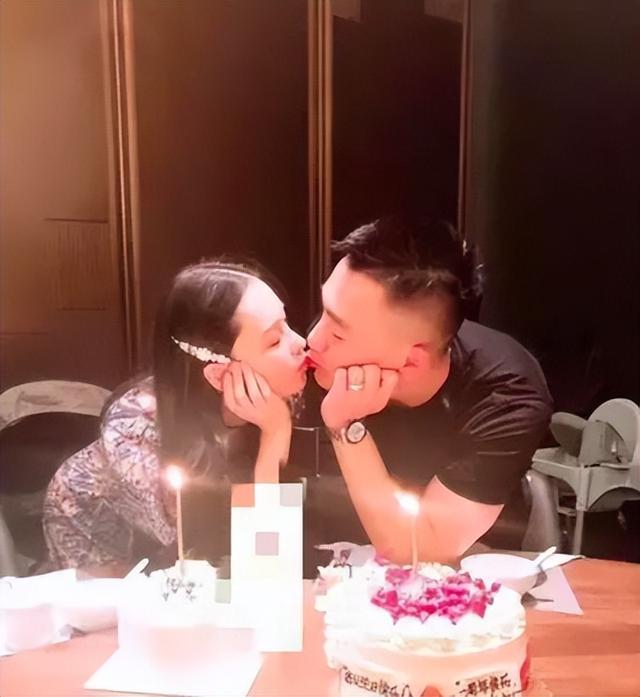 李晨张馨予生活照，张馨予写真 生活照（张馨予：游离吴卓羲和李晨后）