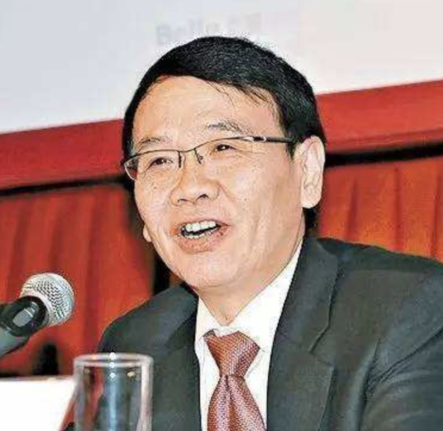 港椒怎么腌制，港椒怎么腌制好吃视频（如何创建中国第一女鞋品牌的）