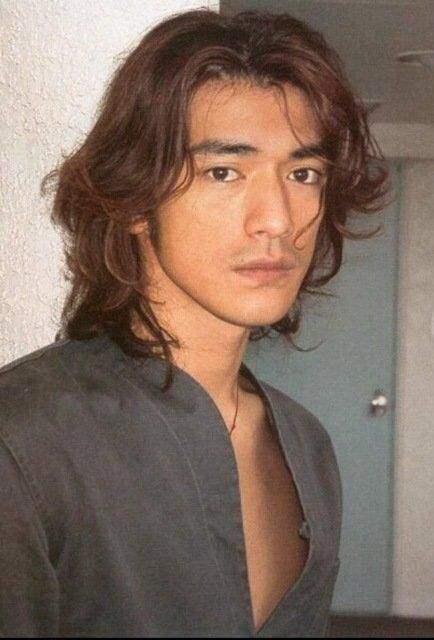 中国十大帅哥排名，中国的10大帅哥（10位巅峰时期的男星）