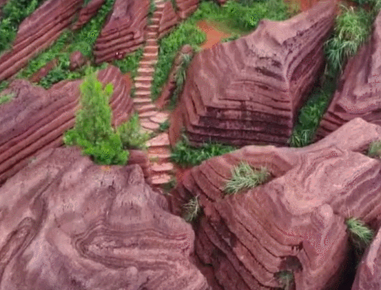 湘西终于开通高铁了，“湘西最美高铁”即将通车