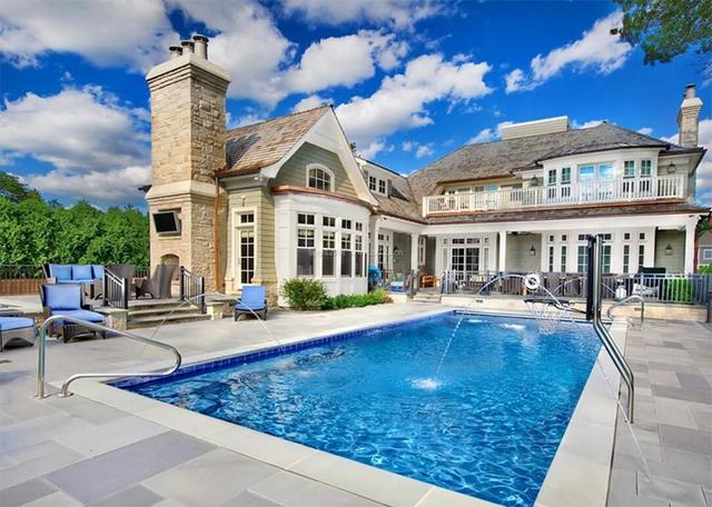 标准游泳池尺寸，游泳池尺寸一般是多少（游泳池厂家带你了解标准游泳池设计有哪些要求）