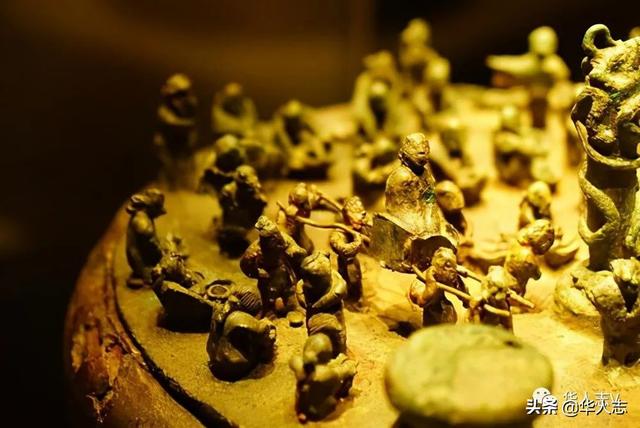 抚仙湖水下古城，澄江抚仙湖水下古城的惊人发现（来自“云南虫谷”里的谜踪之国）