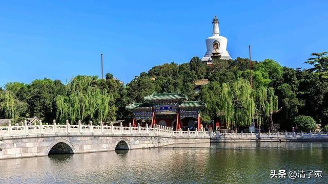 全国十大旅游景点，国内十大旅游景点（五一出游，国内十大景点推荐）